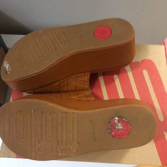 FitFlop tan leather slip ons! Bundle!$! - Picture 6 of 10
